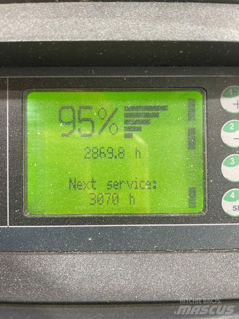 Linde T30AP-131 Lavansiirtotrukit