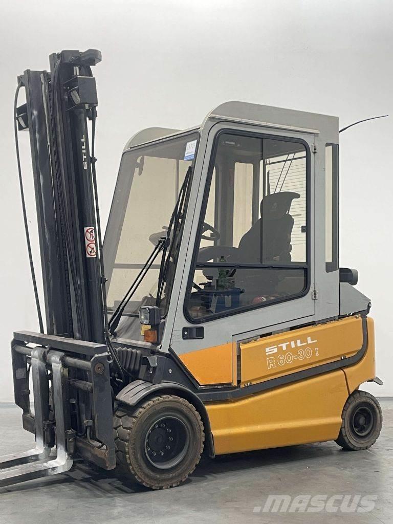 Still R60-30 Sähkötrukit