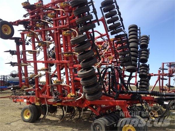 Bourgault 5710 Kylvökoneet