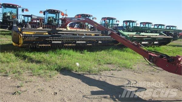 New Holland 1475 Niittomurskaimet