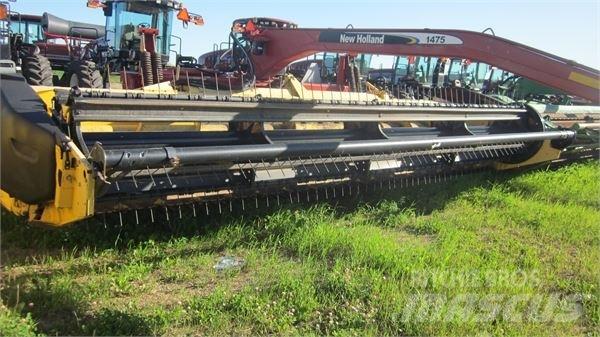 New Holland 1475 Niittomurskaimet
