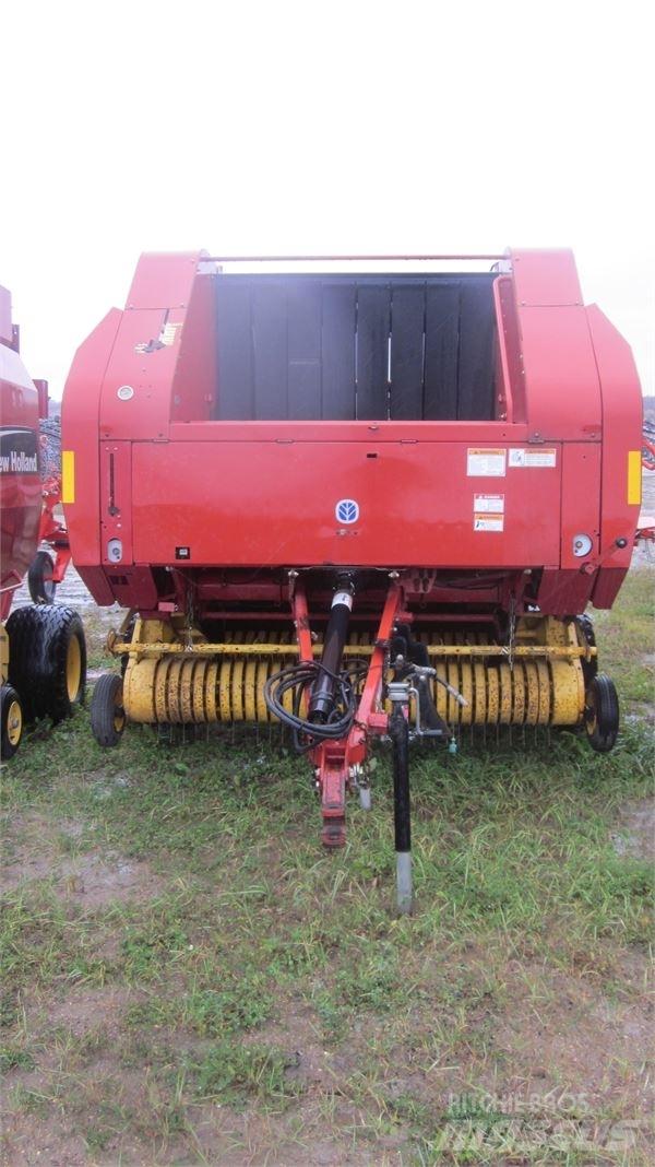New Holland BR780 Pyöröpaalaimet