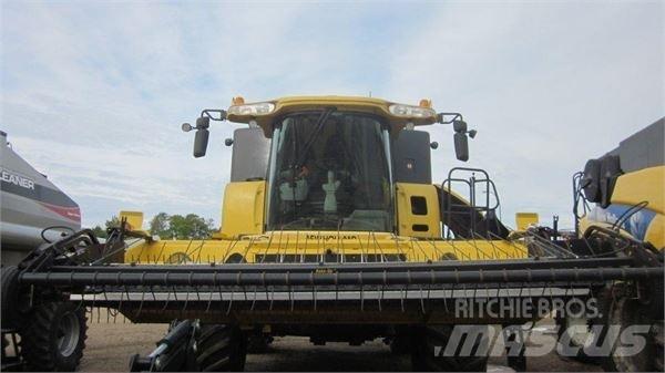 New Holland CX840 Leikkuupuimurit
