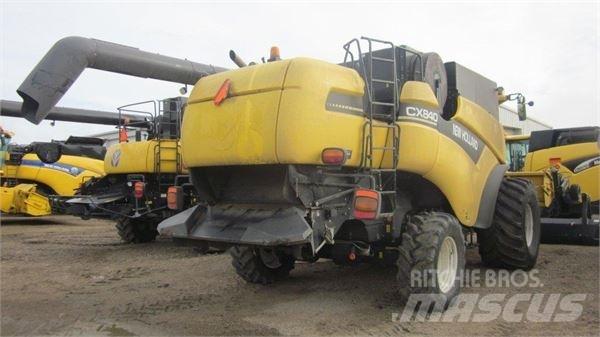 New Holland CX840 Leikkuupuimurit