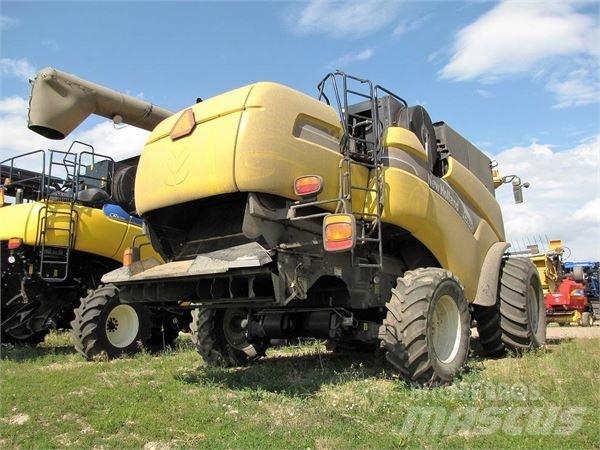 New Holland CX860 Leikkuupuimurit