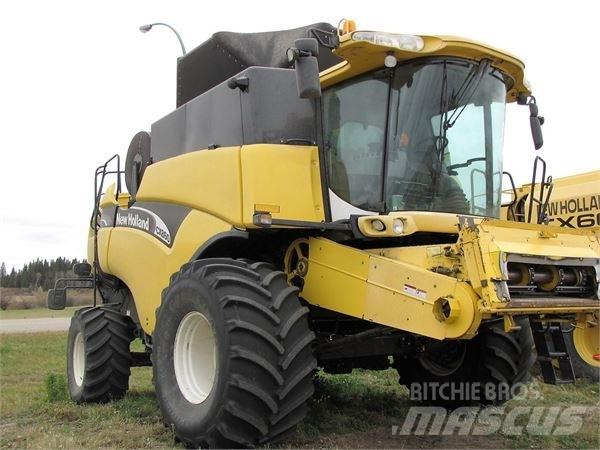 New Holland CX860 Leikkuupuimurit