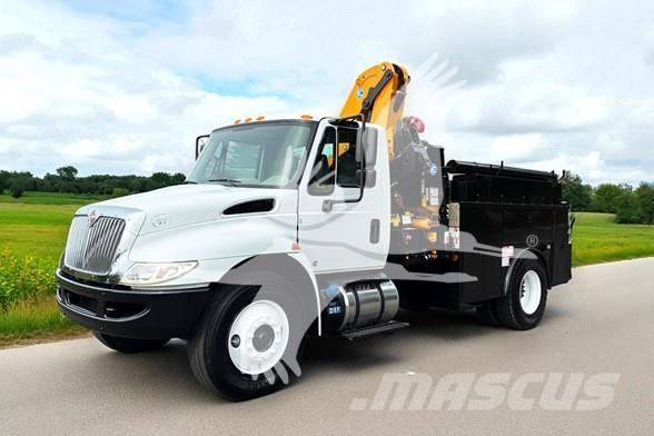 Effer 135/3S Puutavaranosturit