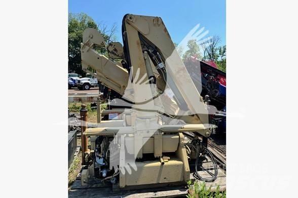 Hiab 8108-2 Puutavaranosturit