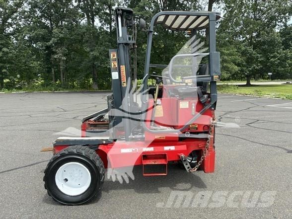 Moffett M5500P Ajoneuvotrukit
