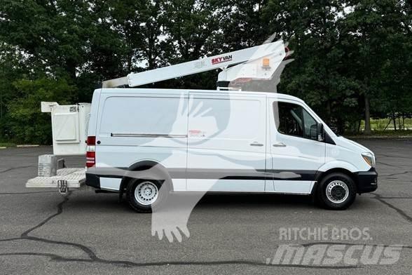 Skyvan UVN35A Nostolava-autot