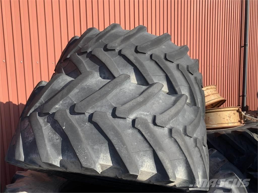  540/65X30 2 ST Renkaat ja vanteet