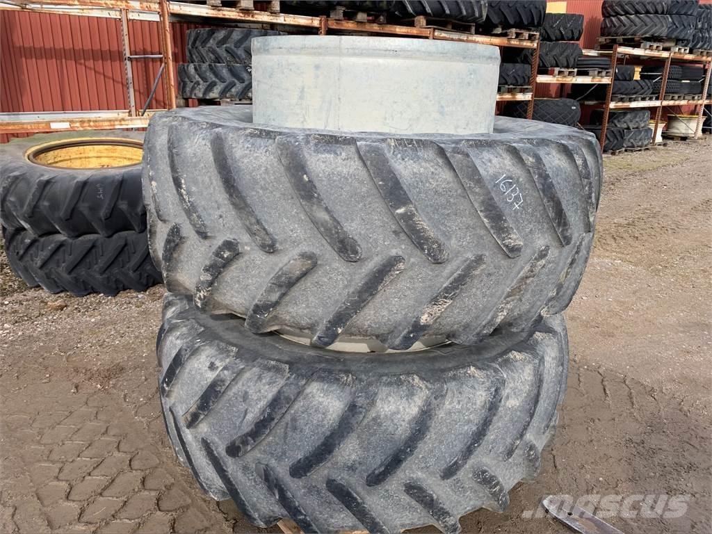  650/65X38, 540/65X28 Renkaat ja vanteet