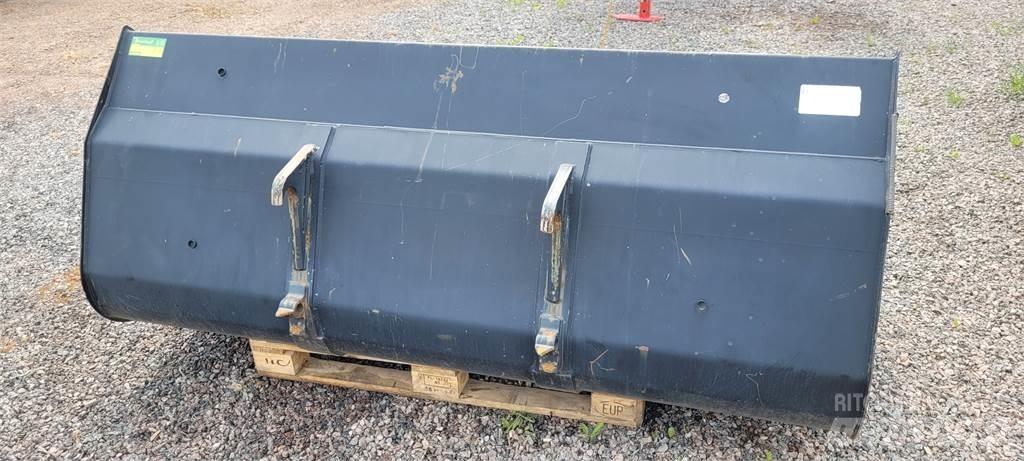 Ålö 220 LV SKOPA SMS Etukuormaimen varusteet