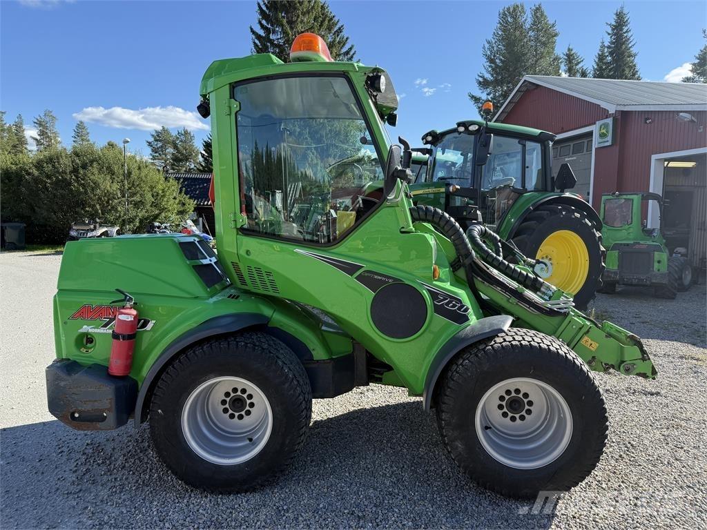 Avant 760 i Liukuohjatut kuormaajat