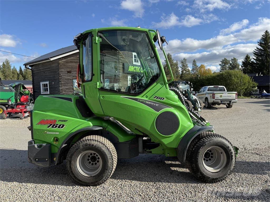 Avant 760i Liukuohjatut kuormaajat