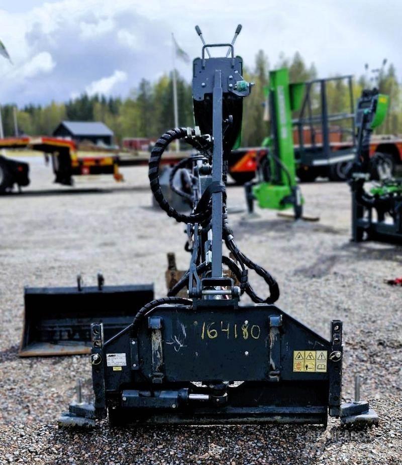 Avant Grävaggregat 210 Liukuohjatut kuormaajat
