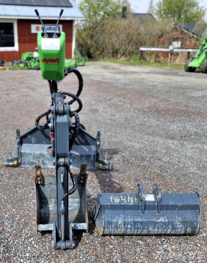 Avant Grävaggregat 210 Liukuohjatut kuormaajat
