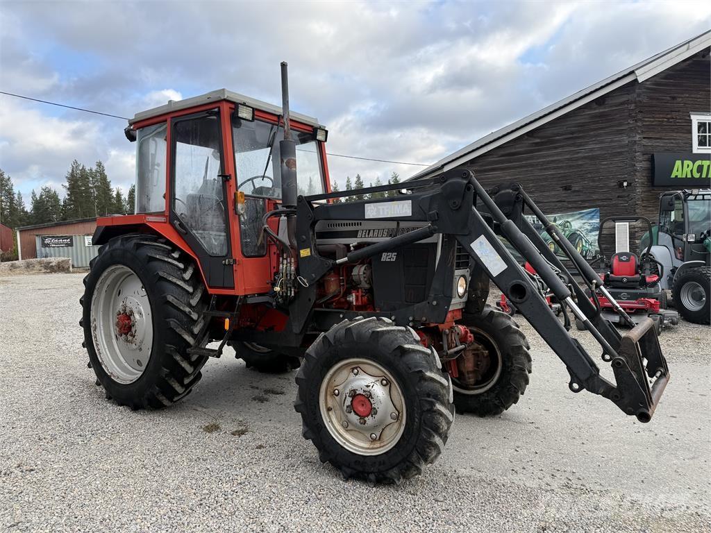 Belarus 825 Traktorit