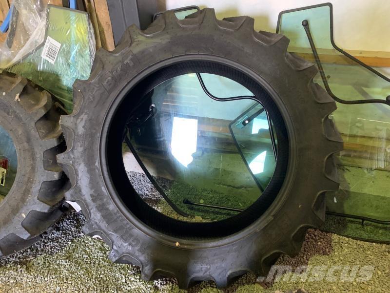 BKT Däck 340/85 R38 Renkaat ja vanteet