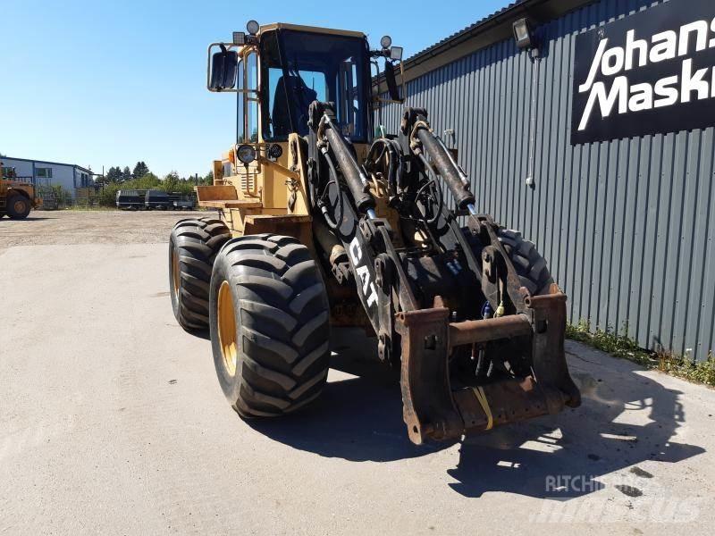 CAT IT 18B STORA BM Pyöräkuormaajat