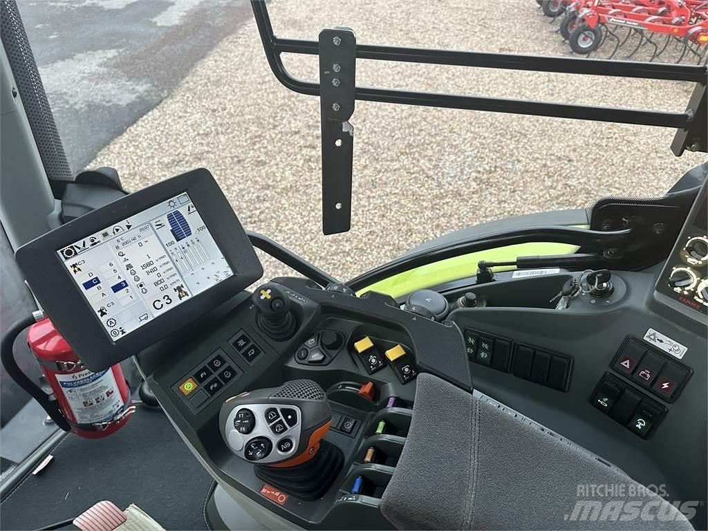CLAAS Arion 650 Traktorit