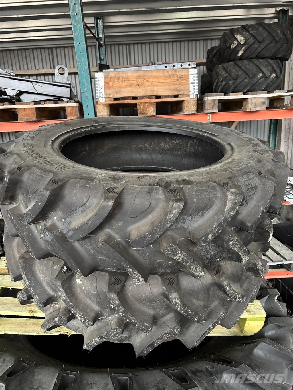  Däck Galaxy 320/85 R28 Renkaat ja vanteet