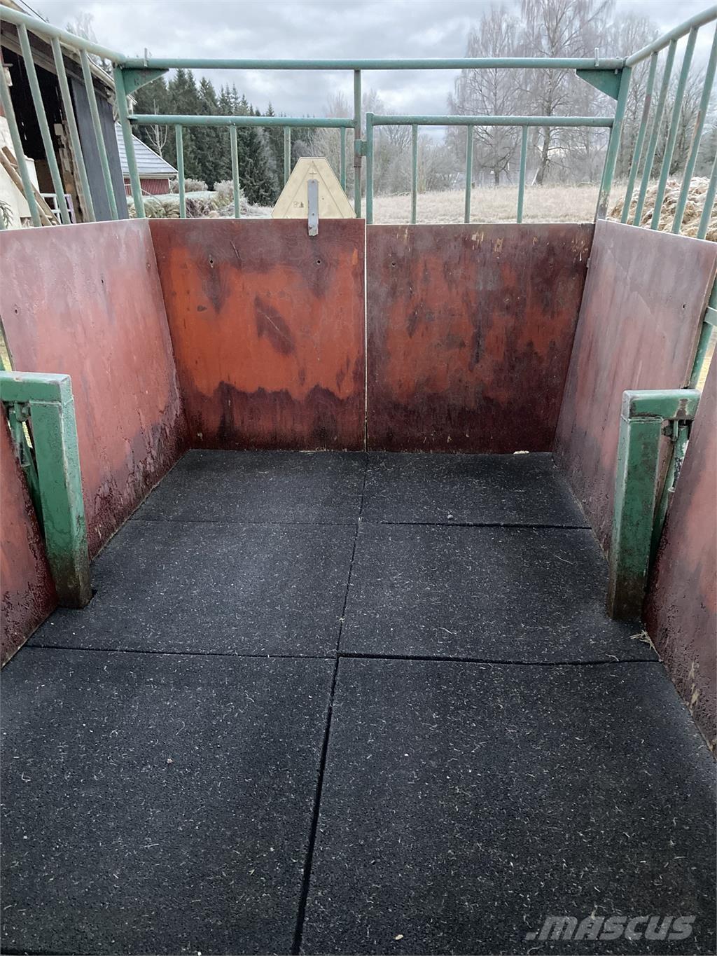  DJURVAGN Muut kuormaus- ja kaivuulaitteet sekä lisävarusteet