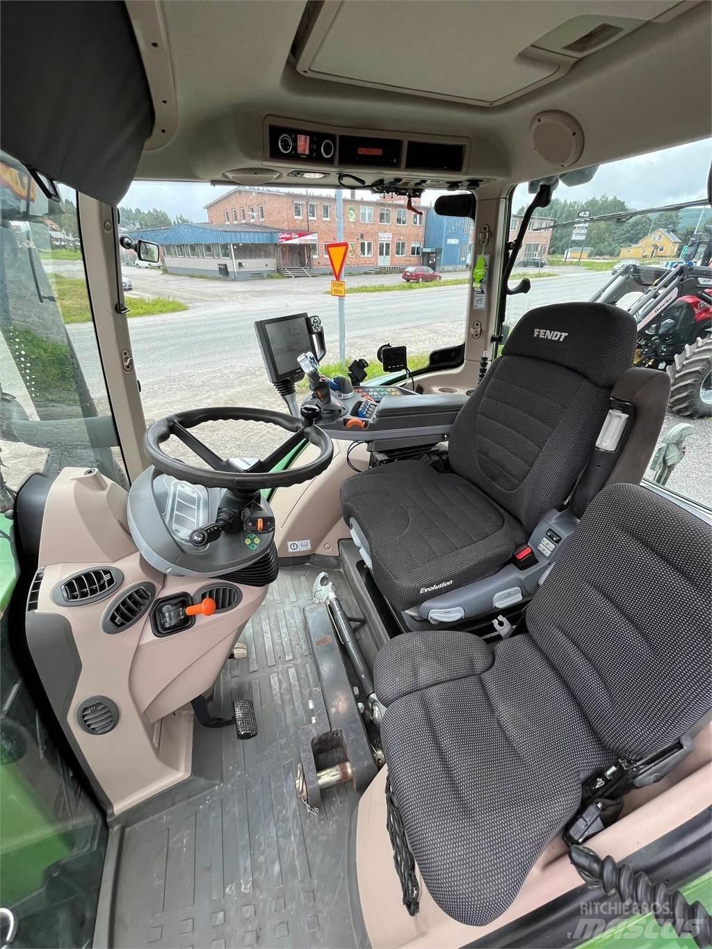 Fendt 720 VARIO Traktorit