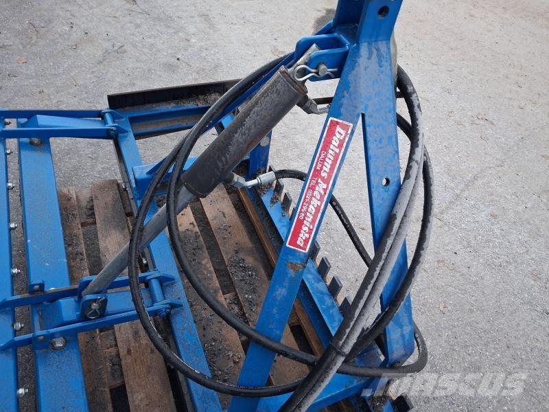  GÅRDSHARV DALUMS 150 Kiekkomultaimet ja lautasäkeet