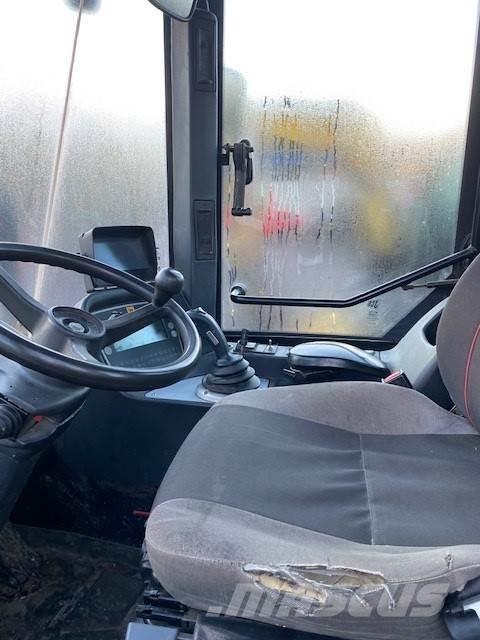 JCB 412S LASTMASKIN Pyöräkuormaajat