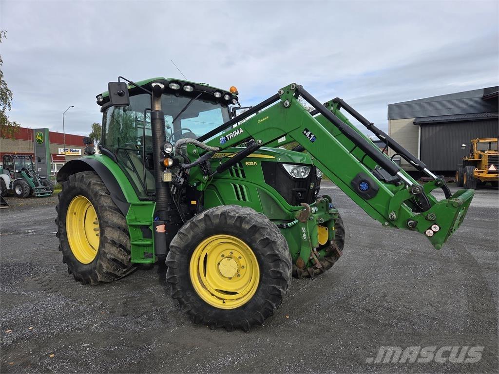 John Deere 6125R Traktorit