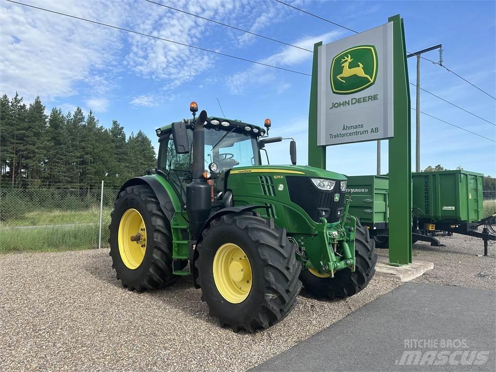 John Deere 6215R Traktorit