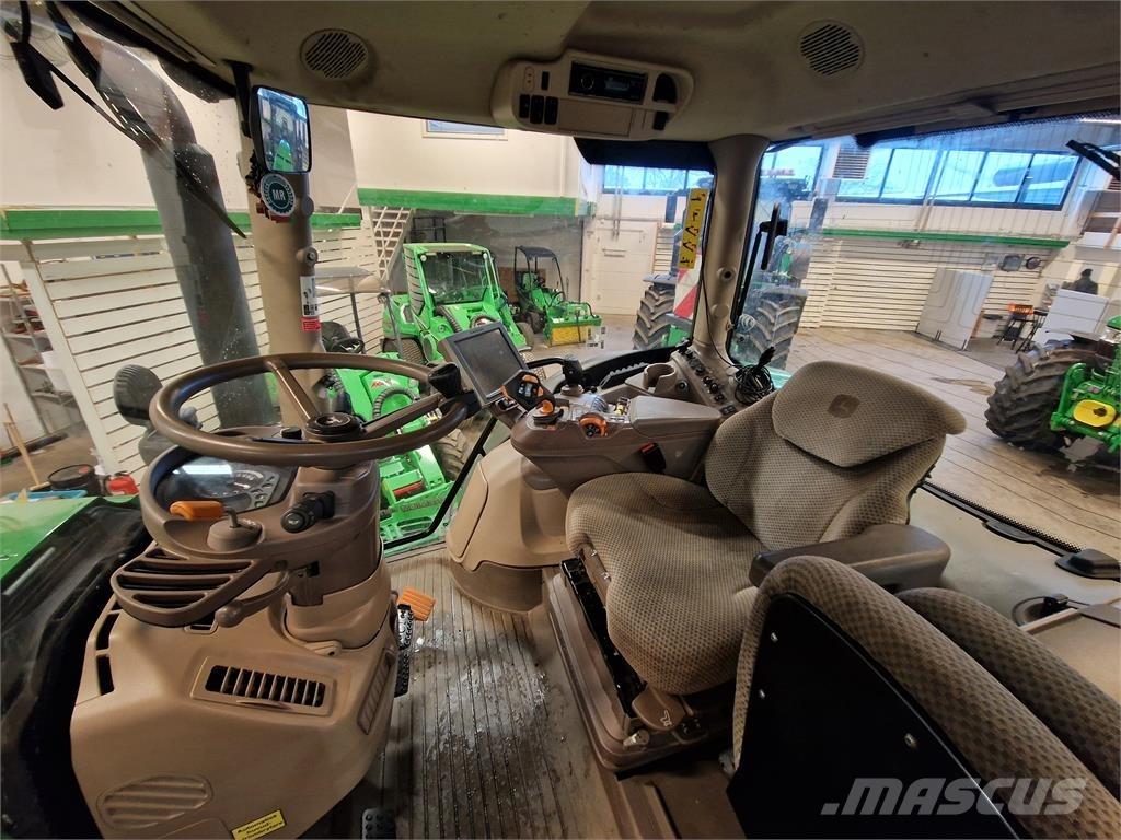 John Deere 6215R Traktorit