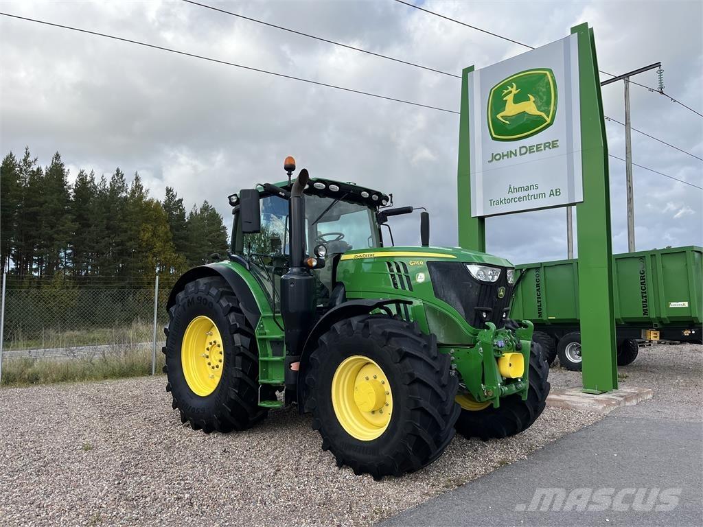 John Deere 6215R Traktorit
