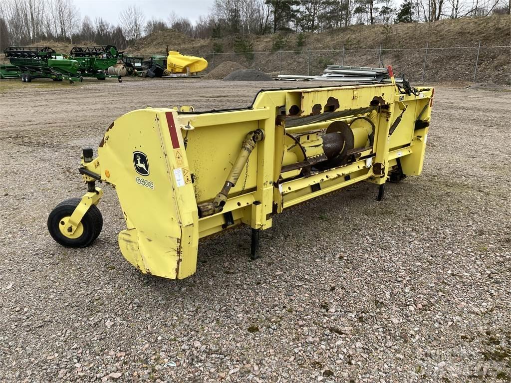 John Deere 640C Pick-up Heinä- ja tuorerehukoneiden tarvikkeet