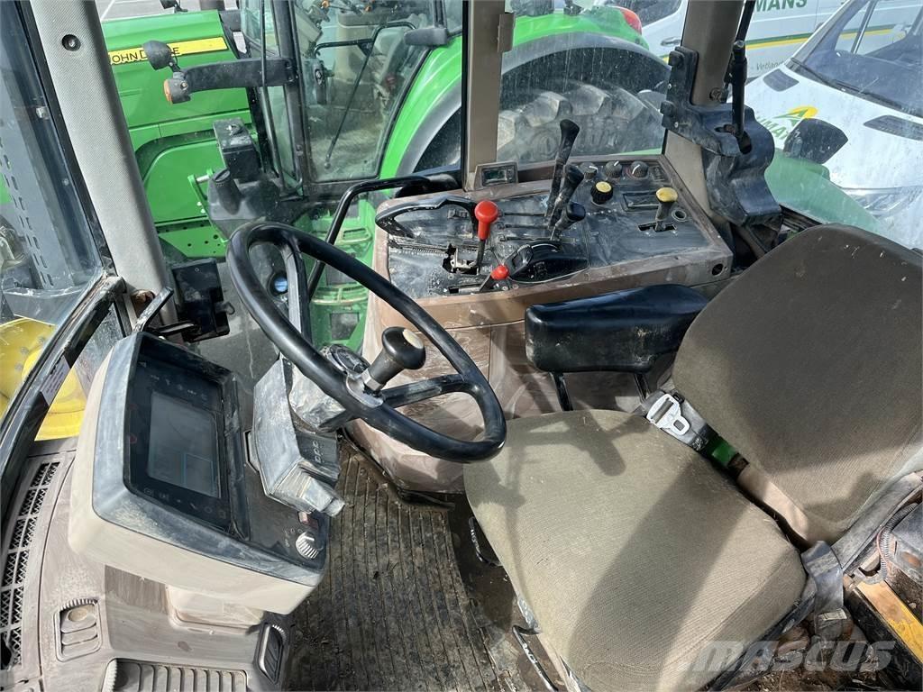 John Deere 7700 Traktorit