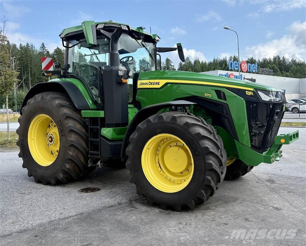 John Deere 8R 370 Traktorit