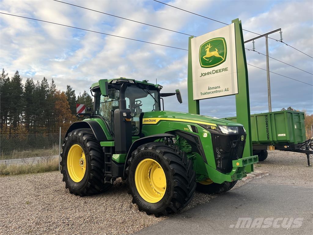 John Deere 8R 370 Traktorit