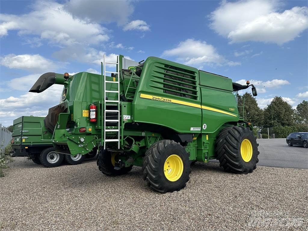 John Deere T550 Leikkuupuimurit