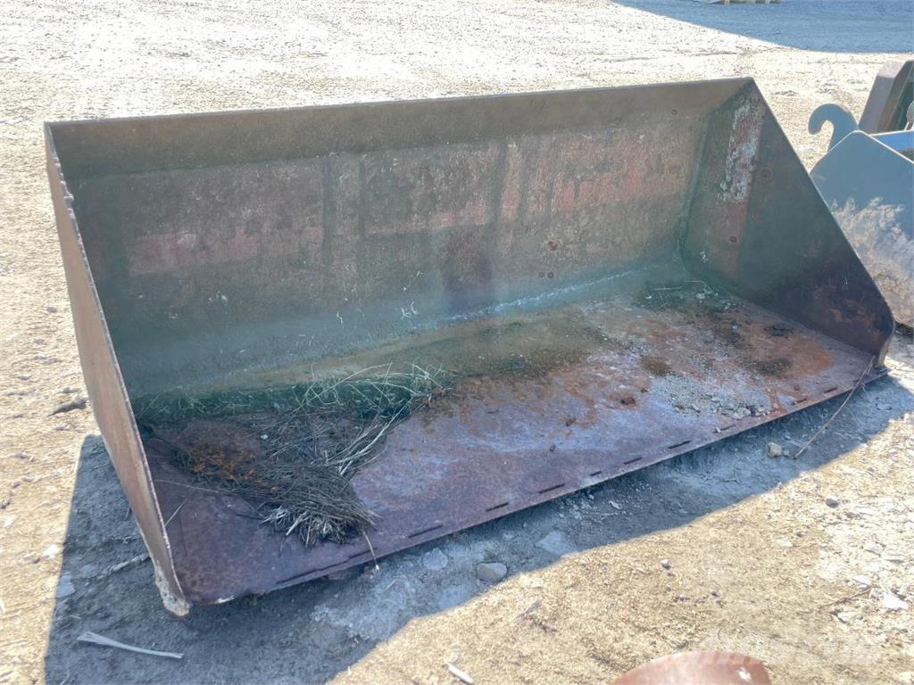  Lättmaterialskopa Muut kiinnitettävät lisäosat ja komponentit