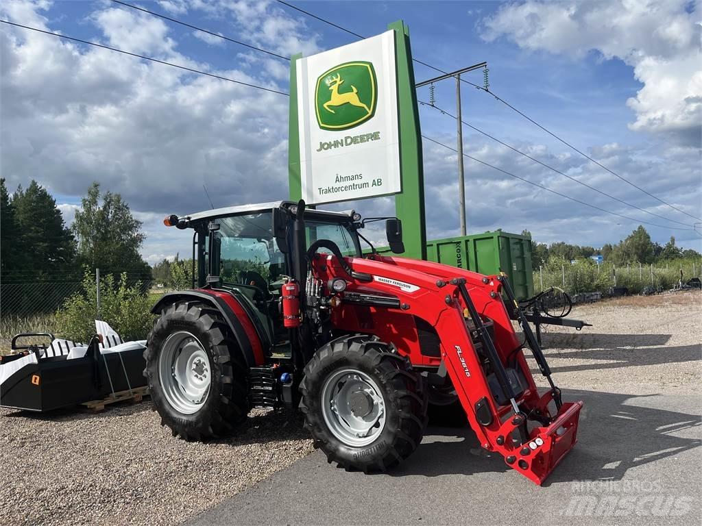 Massey Ferguson 4708M Traktorit