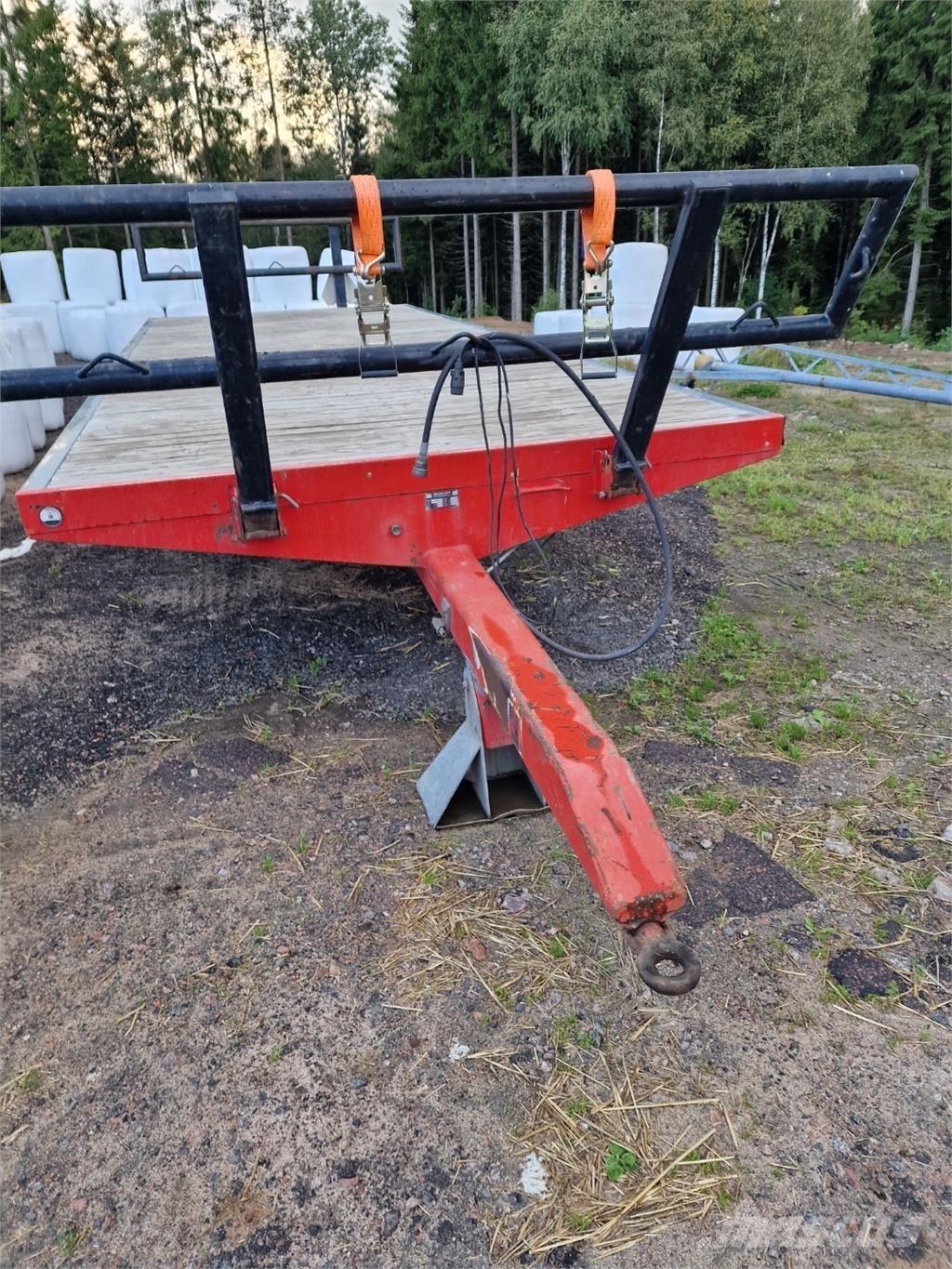 Mova 10T BALKÄRRA Paalivaunut