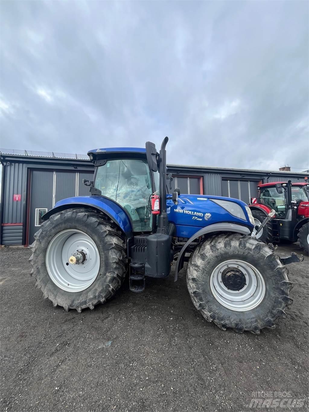 New Holland T7.225 Traktorit
