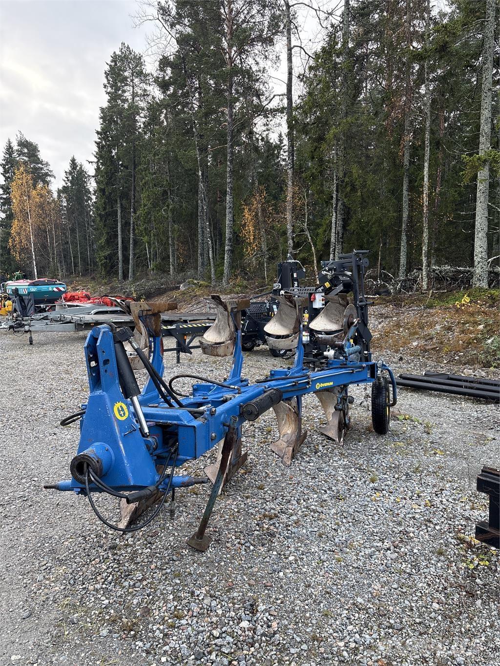 Överum CV 498 H Paluuaurat