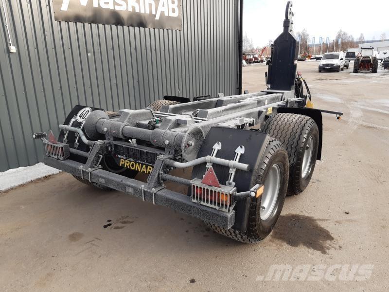 Pronar LASTVÄXLARE T185 Kaivurikuormaajat