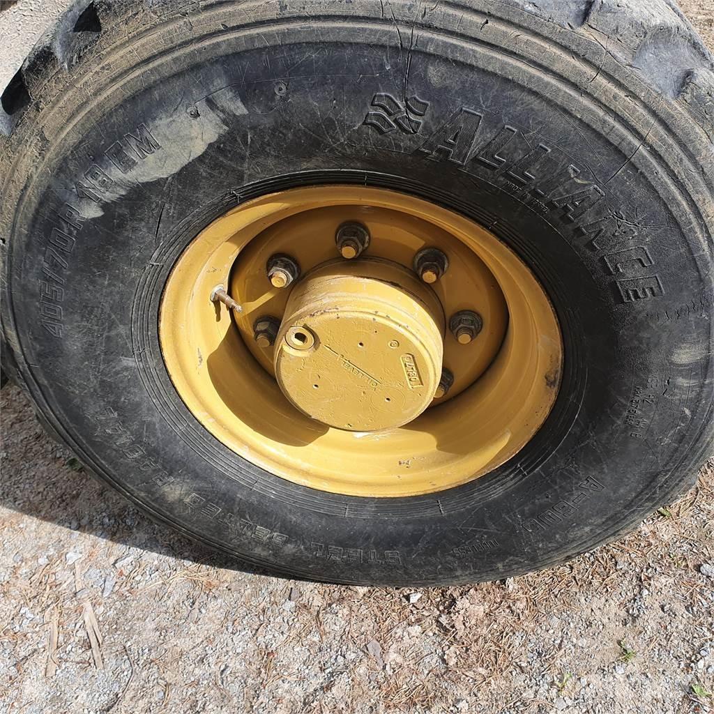  RESERVHJUL 405/70-18 Renkaat ja vanteet