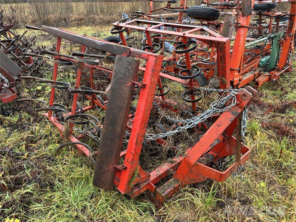  S-pinneharv 4 meter Muut maanmuokkauskoneet ja lisävarusteet