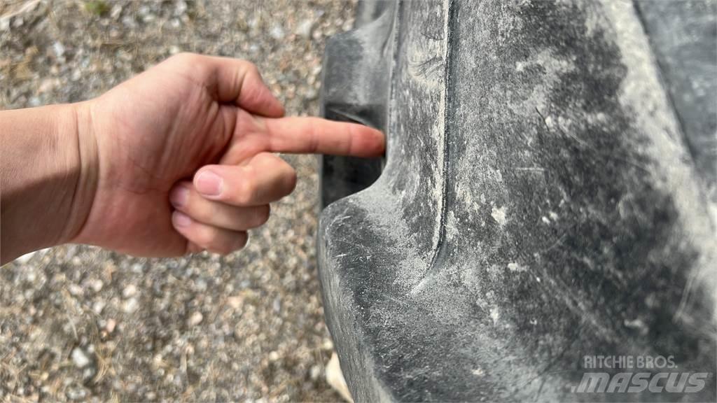 Trelleborg 520/85R42 Renkaat ja vanteet
