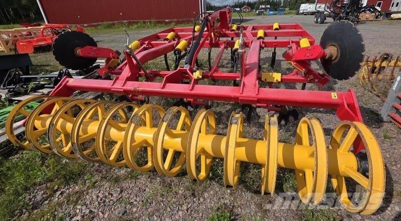 Väderstad Cultus 300 Muut maanmuokkauskoneet ja lisävarusteet