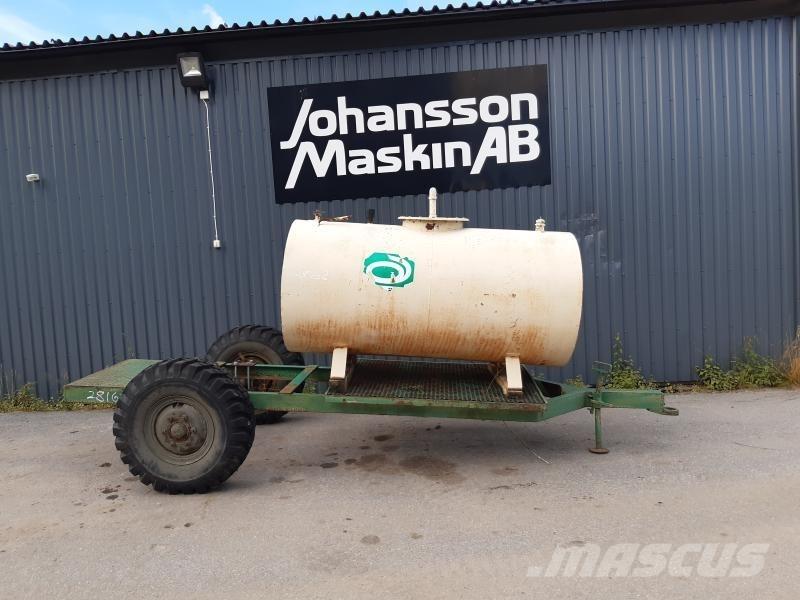  VAGN 1-AXLAD MED TANK Yleisperävaunut